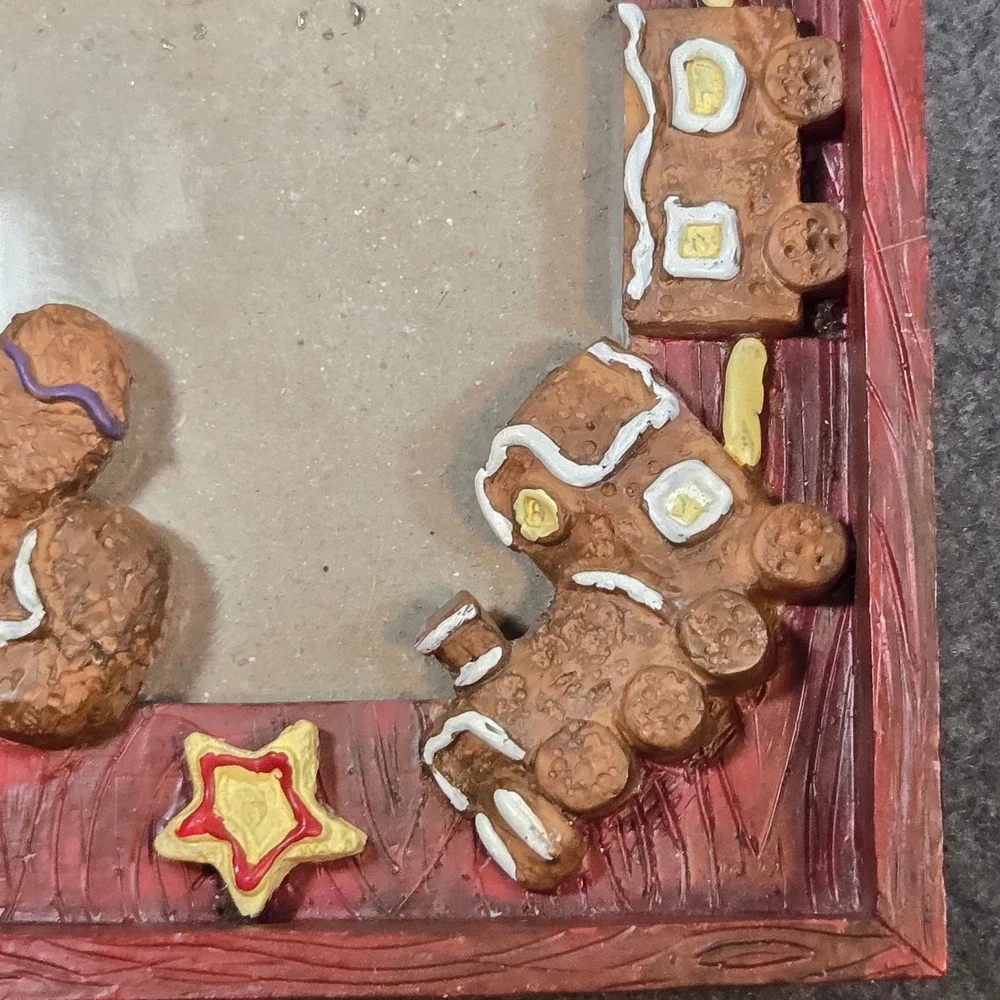Holiday Gingerbread Man Cookie Train 3D Resin Picture Frame Red 5x3.5 Photo *pic